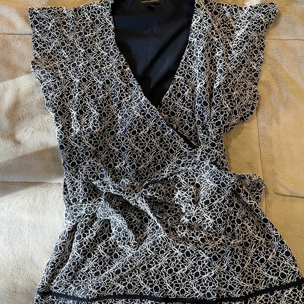 Banana republic beautiful blouse